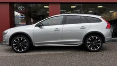 Grijs Gebruikt 2017 Volvo V60 CC Stationwagen | € 26.850 (Goede deal)