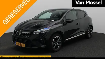 Gebruikt 2024 Renault Clio V Techno Hatchback | € 23.635 (Eerlijke prijs)