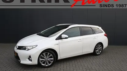 Occasion 2013 Toyota Auris Touring Sports Executive Stationwagen | € 8.985 (Eerlijke prijs)
