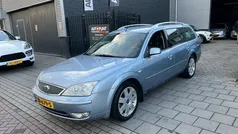 Blauw, metallic lak Gebruikt 2003 Ford Mondeo Ghia Stationwagen | € 2.499 (Eerlijke prijs)