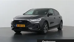 Gebruikt 2022 Ford Focus ST-Line Hatchback | € 20.730 (Eerlijke prijs)