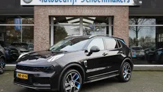 Zwart Gebruikt 2023 Lynk & Co 01 SUV | € 25.750 (Eerlijke prijs)