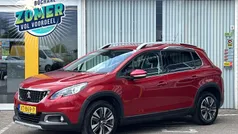 Rood Gebruikt 2019 Peugeot 2008 Allure SUV | € 14.545 (Super prijs)