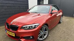 Oranje (metallic) Gebruikt 2020 BMW 220 Executive Cabriolet | € 28.950 (Eerlijke prijs)
