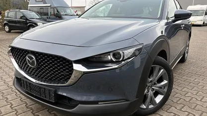 Grijs Occasion 2022 Mazda CX-30 Luxury SUV | € 25.945 (Eerlijke prijs)