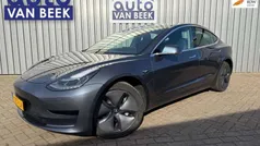Grijs, metallic lak Gebruikt 2020 Tesla Model 3 Standard Range Sedan | € 16.500 (Eerlijke prijs)