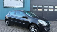 Zwart Gebruikt 2008 Renault Clio II Hatchback | € 2.450 (Eerlijke prijs)
