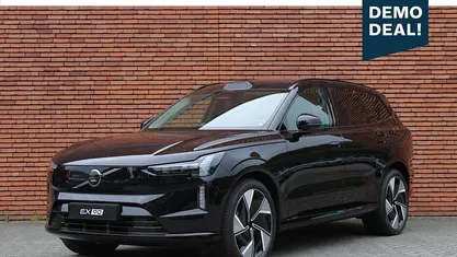 Zwart Nieuw 2025 Volvo EX90 Performance SUV | € 94.950 (Eerlijke prijs)