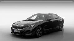 Gebruikt 2025 BMW 530e M Sport Sedan | € 86.277 (Eerlijke prijs)