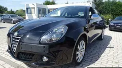 Zwart Gebruikt 2015 Alfa Romeo Giulietta Exclusive Hatchback | € 10.900 (Super prijs)