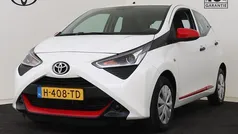 Wit Gebruikt 2020 Toyota Aygo Hatchback | € 10.950 (Eerlijke prijs)