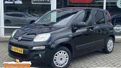 Zwart Occasion 2014 Fiat Panda Lounge Hatchback | € 5.950 (Eerlijke prijs)