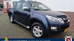 Blauw Gebruikt 2015 Isuzu D-Max Pickup | € 18.950 (Eerlijke prijs)