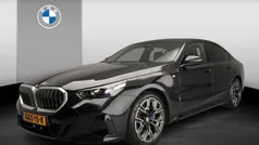 Zwart, metallic lak Gebruikt 2024 BMW 540 M Sport Sedan | € 87.900