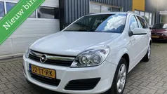 Wit Gebruikt 2007 Opel Astra Business Stationwagen | € 2.149 (Eerlijke prijs)