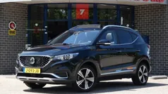 Zwart Gebruikt 2020 MG ZS Luxury Sedan | € 13.944 (Goede deal)