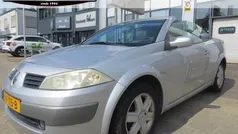 Grijs Gebruikt 2005 Renault Mégane Cabriolet Luxe Cabriolet | € 2.250 (Goede deal)