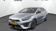 Grijs Gebruikt 2024 Kia ProCeed GT-Line Hatchback | € 34.950 (Eerlijke prijs)