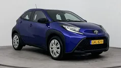 Gebruikt 2024 Toyota Aygo Play Hatchback | € 18.499 (Eerlijke prijs)