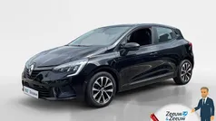 Gebruikt 2022 Renault Clio V Intens Hatchback | € 12.750 (Goede deal)