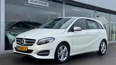 Wit Gebruikt 2016 Mercedes B180 Ambition MPV | € 17.750 (Eerlijke prijs)