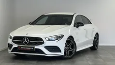 Wit Gebruikt 2021 Mercedes CLA200 AMG line Sedan | € 25.695 (Eerlijke prijs)