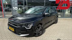 Zwart Gebruikt 2023 Kia Niro SUV | € 32.450 (Eerlijke prijs)