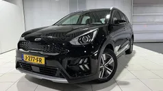 Zwart Gebruikt 2020 Kia Niro SUV | € 20.950 (Eerlijke prijs)