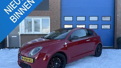 Rood Gebruikt 2013 Alfa Romeo MiTo Hatchback | € 8.450 (Eerlijke prijs)