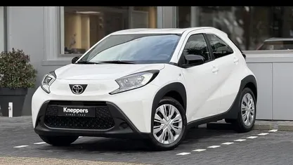Occasion 2025 Toyota Aygo X Play SUV | € 20.950 (Eerlijke prijs)