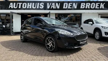 Zwart Gebruikt 2018 Ford Fiesta Hatchback | € 12.945 (Eerlijke prijs)