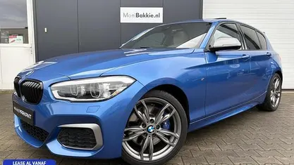 Blauw (metallic) Occasion 2018 BMW M140 Executive Hatchback | € 32.950 (Eerlijke prijs)