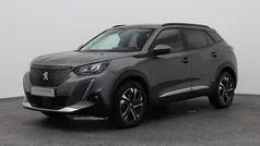 Grijs (metallic) Gebruikt 2021 Peugeot 2008 Allure SUV | € 17.700 (Goede deal)