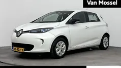 Blanc glacier 369 Gebruikt 2019 Renault Zoe Life Hatchback | € 11.440 (Eerlijke prijs)