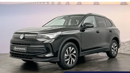Gebruikt 2025 VW Tiguan Edition SUV | € 53.487 (Eerlijke prijs)