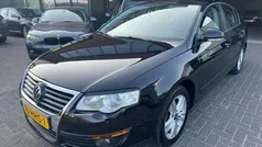 Zwart Gebruikt 2009 VW Passat Sedan | € 4.295 (Eerlijke prijs)