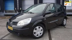 Zwart Gebruikt 2006 Renault Scénic II Business MPV | € 1.495 (Eerlijke prijs)