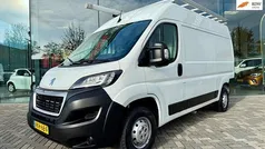 Wit Gebruikt 2021 Peugeot Boxer Premium Van | € 16.845 (Eerlijke prijs)