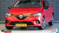Rood Gebruikt 2021 Renault Clio V Zen Hatchback | € 14.500 (Eerlijke prijs)