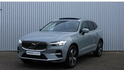 Grijs Gebruikt 2024 Volvo XC60 Plus SUV | € 54.950 (Eerlijke prijs)