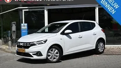 Wit Gebruikt 2024 Dacia Sandero Expression Hatchback | € 20.900 (Goede deal)