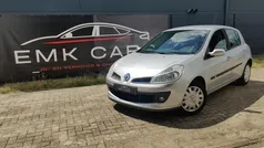 Grijs Gebruikt 2008 Renault Clio II Dynamique Hatchback | € 2.649 (Eerlijke prijs)