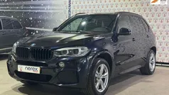 Zwart Gebruikt 2018 BMW X5 Executive SUV | € 36.945 (Eerlijke prijs)
