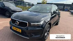 Gebruikt 2020 Volvo XC40 Momentum SUV | € 30.694 (Eerlijke prijs)
