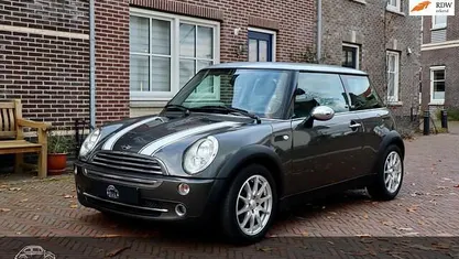 Gebruikt 2006 Mini Cooper Hatchback | € 5.950 (Eerlijke prijs)
