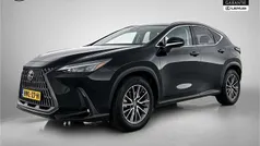 Gebruikt 2022 Lexus NX450h+ Launch Edition SUV | € 53.950 (Eerlijke prijs)