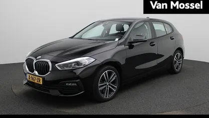 Occasion BMW 118 Executive 136 PK (100 kW) 2021 Zwart Hatchback