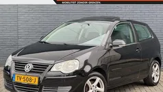 Zwart Gebruikt 2006 VW Polo Hatchback | € 1.750 (Goede deal)