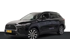 Zwart Gebruikt 2024 Toyota Corolla Cross Style SUV | € 34.499 (Eerlijke prijs)