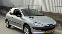 Gebruikt 2004 Peugeot 206 Hatchback | € 1.999 (Eerlijke prijs)